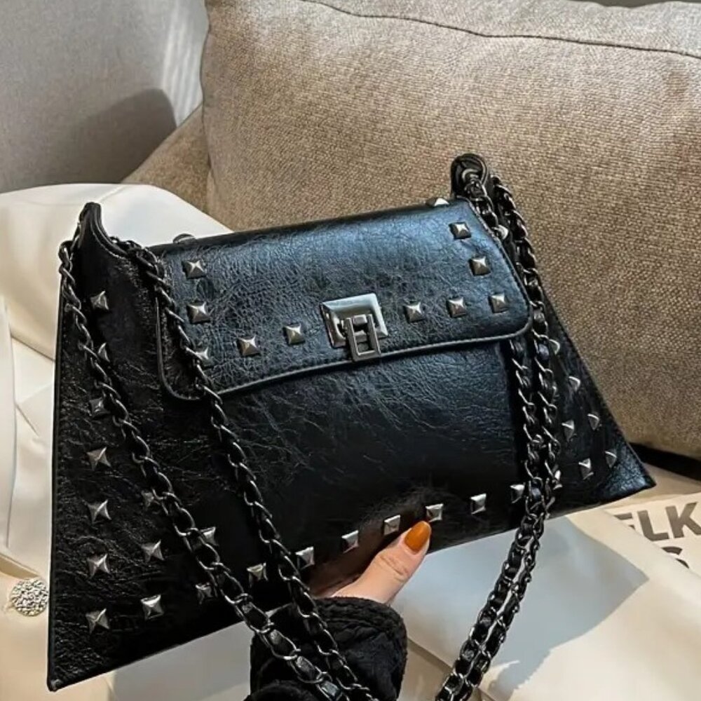 Chic Rivets Chain Vintage Studded Bag - Picture 4 of 4